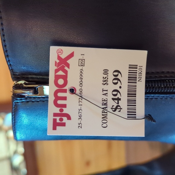 NWT Beautiful Marc Fisher Rublia Classic High Heeled Black Boots. sz 9 - Picture 5 of 15